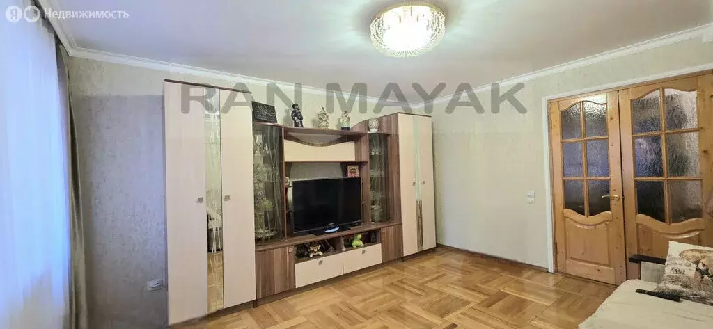 3-комнатная квартира: Майкоп, улица Горького, 196 (59.4 м) - Фото 1