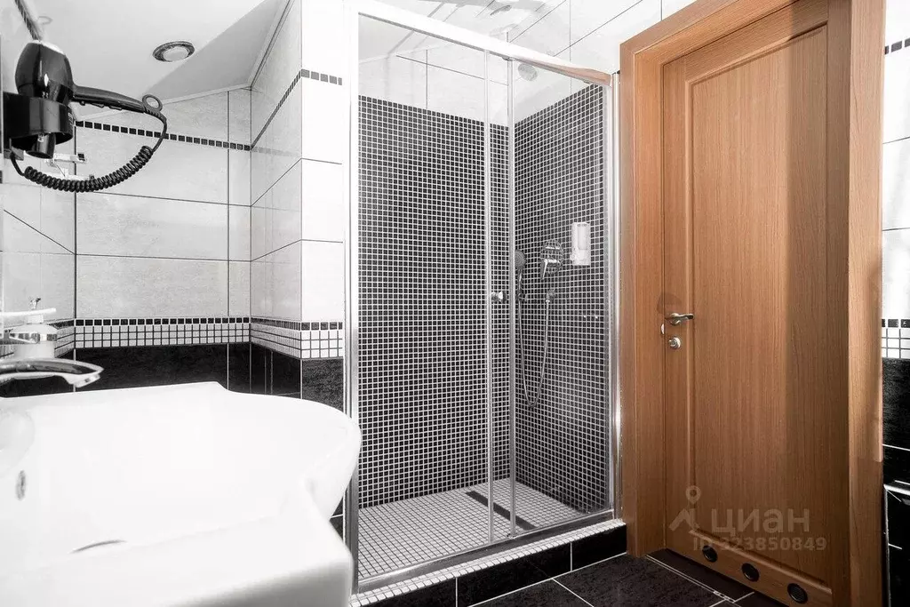 Комната Крым, Алушта аллея Декабристов, 6Б (35.0 м) - Фото 2