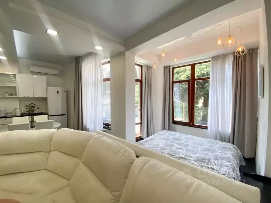 Студия Крым, Ялта наб. Имени В.И. Ленина, 4 (45.0 м) - Фото 1