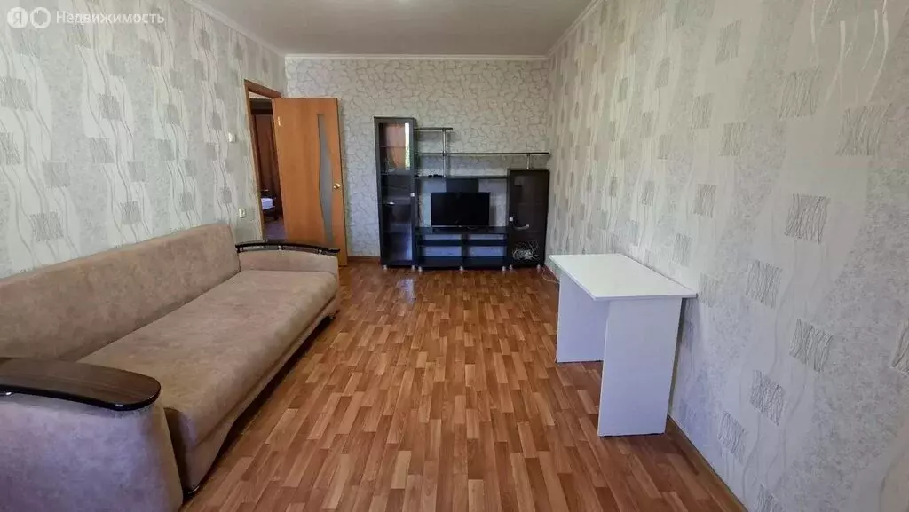 Квартира-студия: Крымск, Октябрьская улица, 37И (78.4 м) - Фото 1