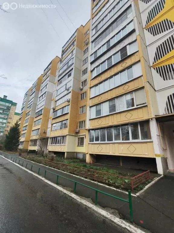 Квартира-студия: Курск, улица Бойцов 9-й Дивизии, 191 (40.4 м) - Фото 1