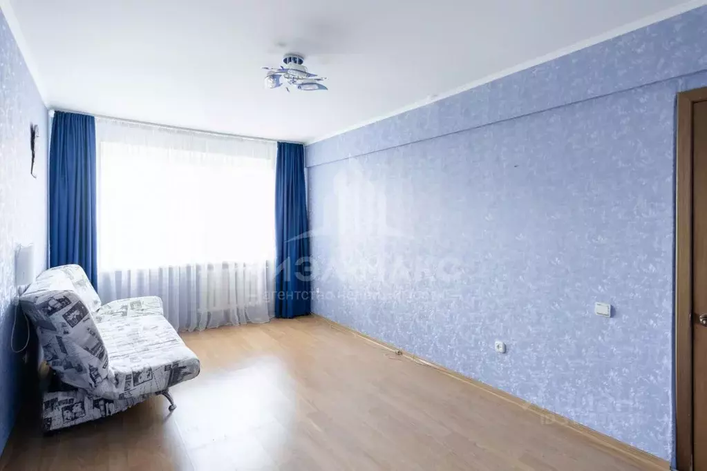 3-к кв. Брянская область, Брянск ул. Рылеева, 1 (63.0 м) - Фото 0