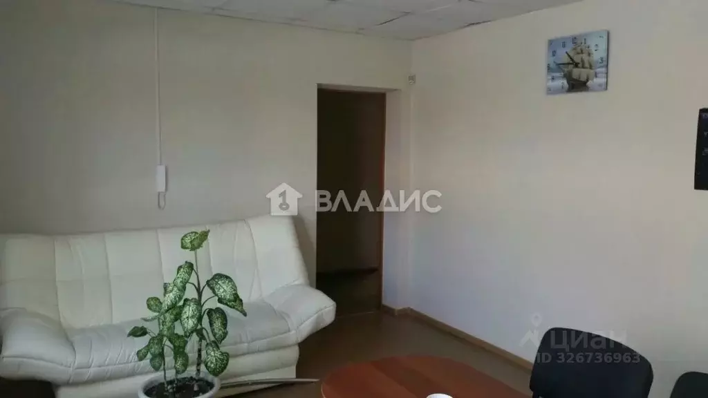 Помещение свободного назначения в Татарстан, Нижнекамск ул. ... - Фото 1