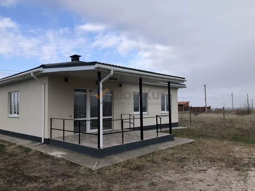 Дом в Крым, Симферопольский район, с. Урожайное  (101 м) - Фото 2