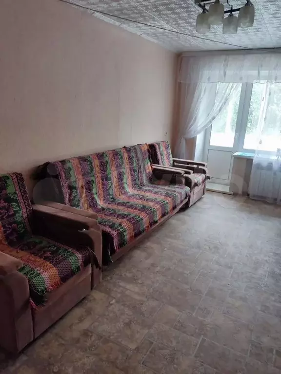3-к. квартира, 56 м, 4/4 эт. - Фото 0