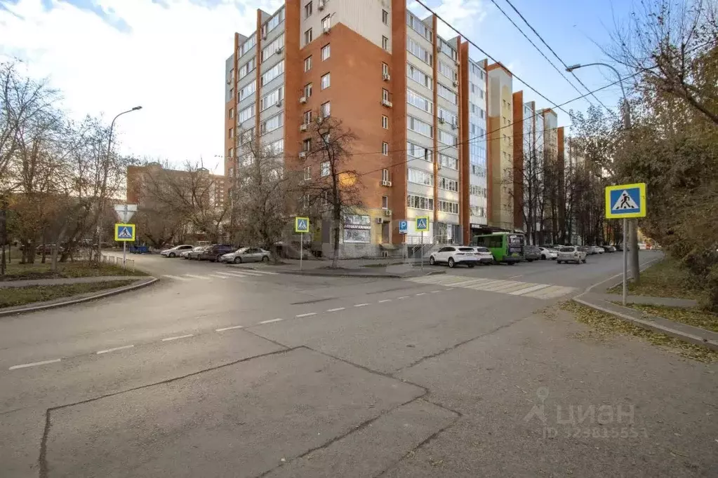 Торговая площадь в Тюменская область, Тюмень ул. Щорса, 4 (75 м) - Фото 1