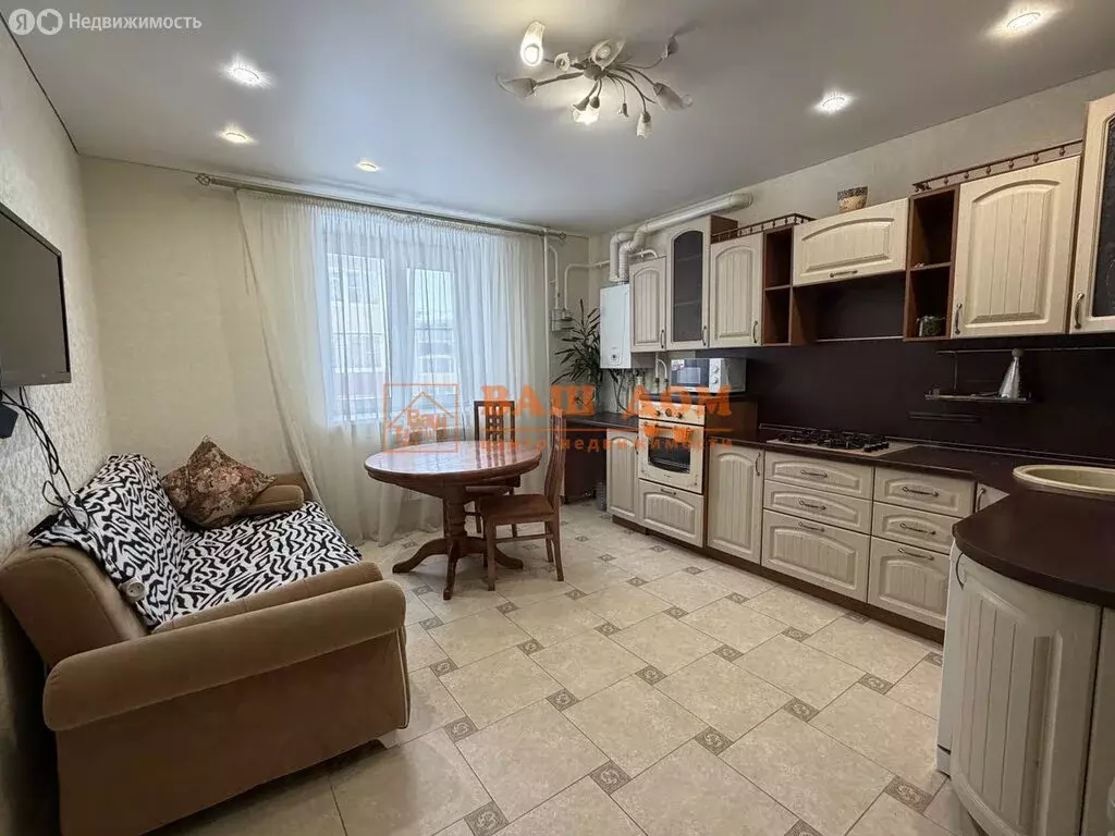 3-комнатная квартира: деревня Варваровка, 1Ак2 (82.7 м) - Фото 1