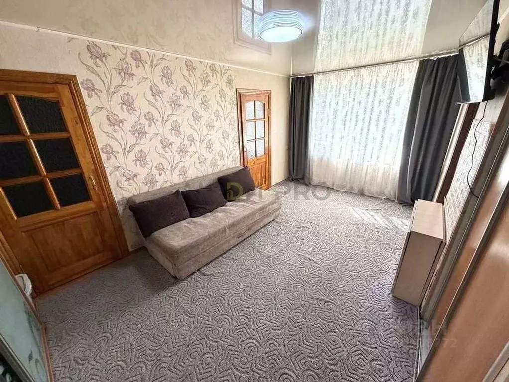 2-к кв. Алтайский край, Барнаул ул. Антона Петрова, 142 (41.3 м) - Фото 2