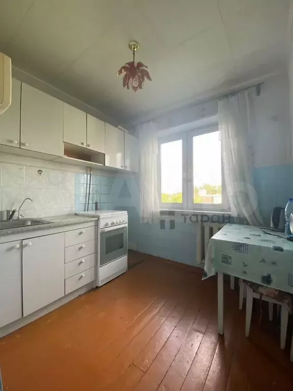 3-к. квартира, 56 м, 5/5 эт. - Фото 0
