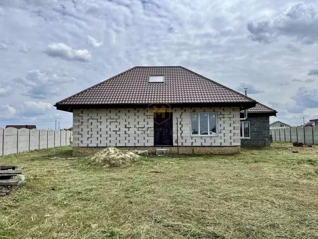 Дом в Белгородская область, Белгородский район, Беловское с/пос, с. ... - Фото 2