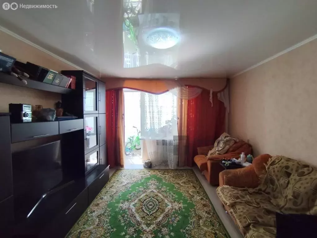3-комнатная квартира: Южноуральск, улица Победы, 14 (65 м) - Фото 1