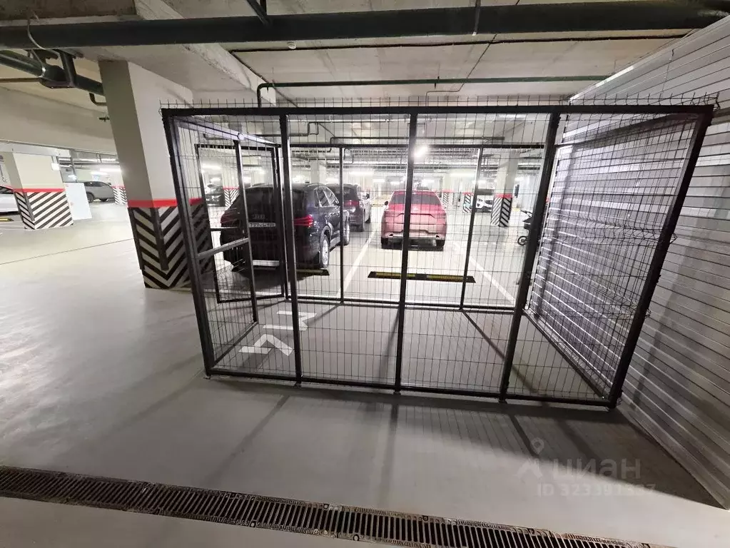 Гараж в Москва бул. Чкаловский, 6 (10 м) - Фото 1