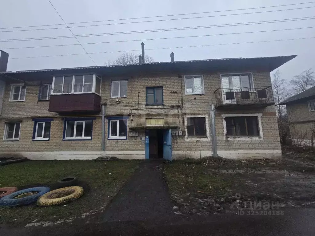 3-к кв. Курская область, Пристенский район, Поселок Кировский ... - Фото 1