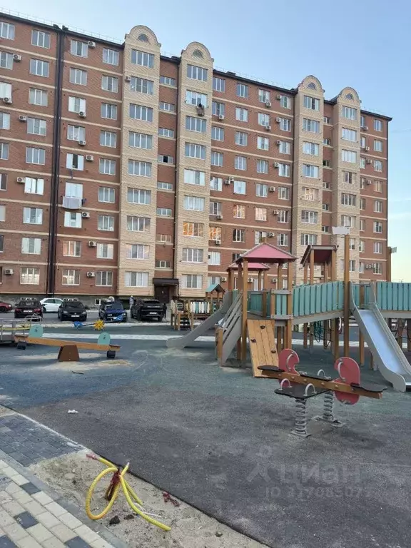 2-к кв. Дагестан, Каспийск ул. Приморская, 13А (78.0 м) - Фото 0
