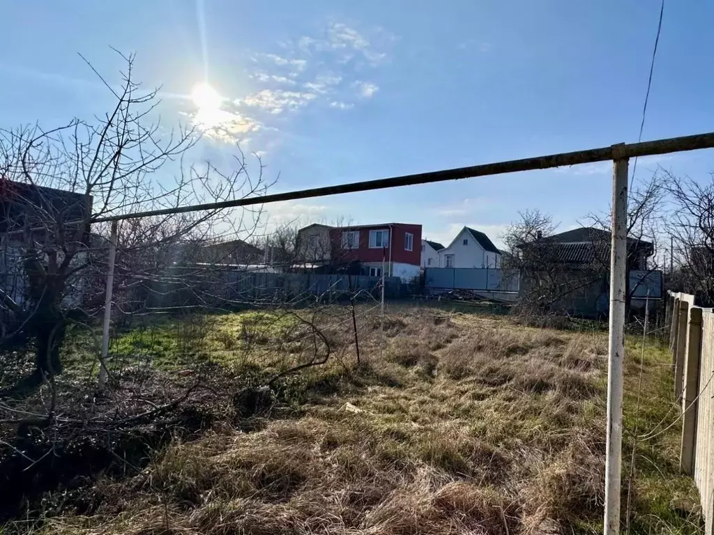 Участок в Крым, Симферопольский район, Мирновское с/пос, Домостроитель ... - Фото 0