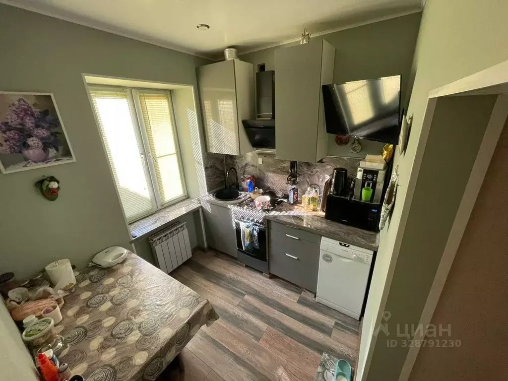 3-к кв. Ленинградская область, Кировск Советская ул., 26 (80.6 м) - Фото 1