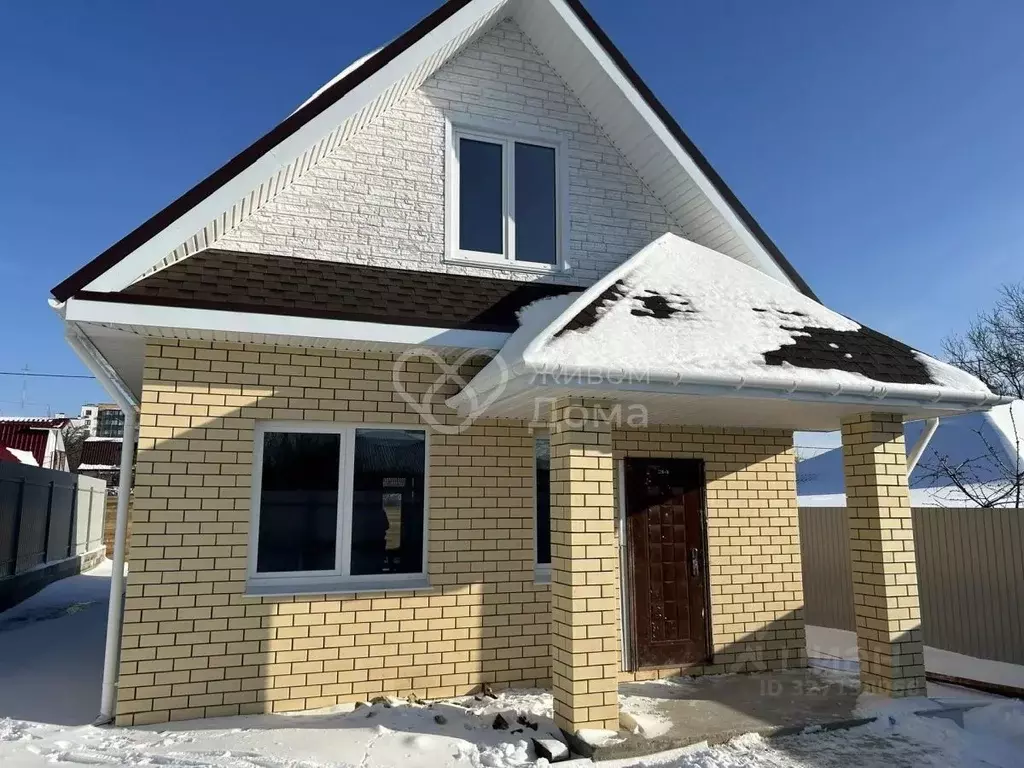 Дом в Волгоградская область, Волгоград ул. Джамбула Джабаева (107 м) - Фото 0