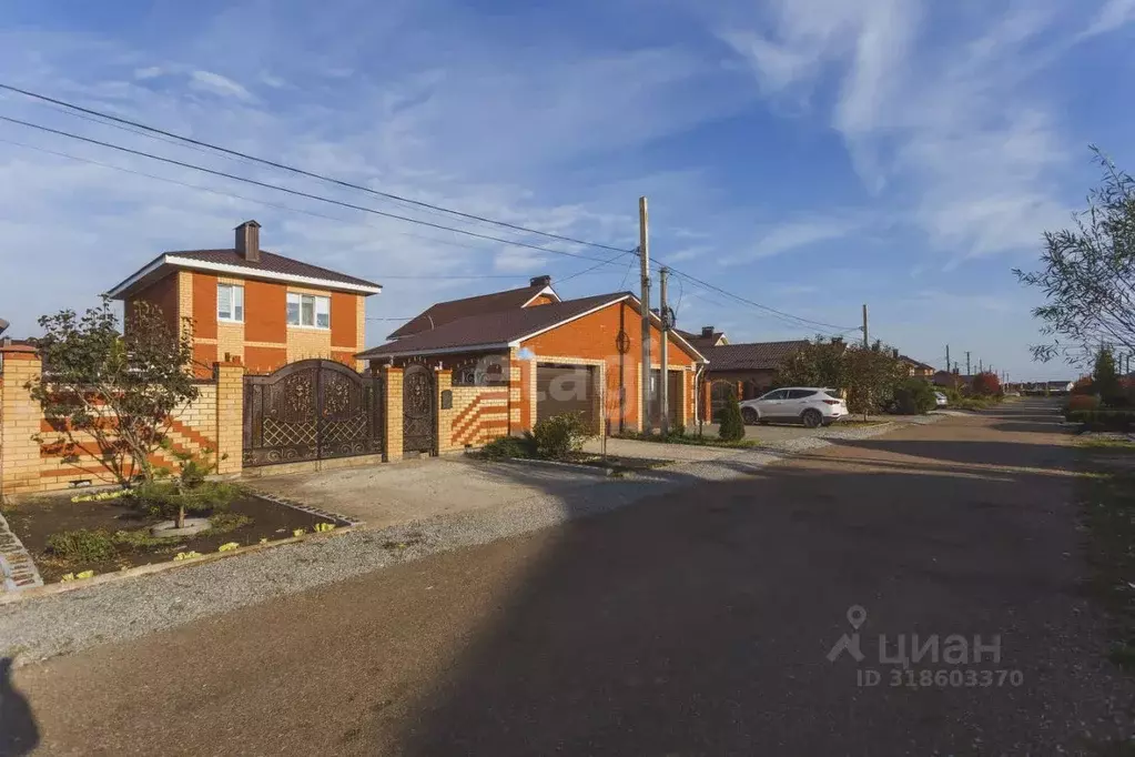 Дом в Башкортостан, Уфимский район, Зубовский сельсовет, с. Зубово ул. ... - Фото 1