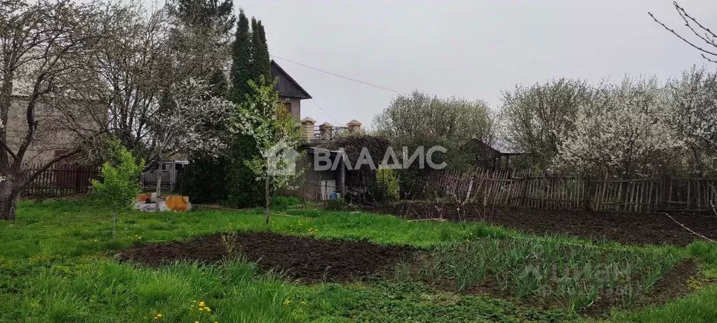 Дом в Саратовская область, Вольский район, Широкобуеракское ... - Фото 1