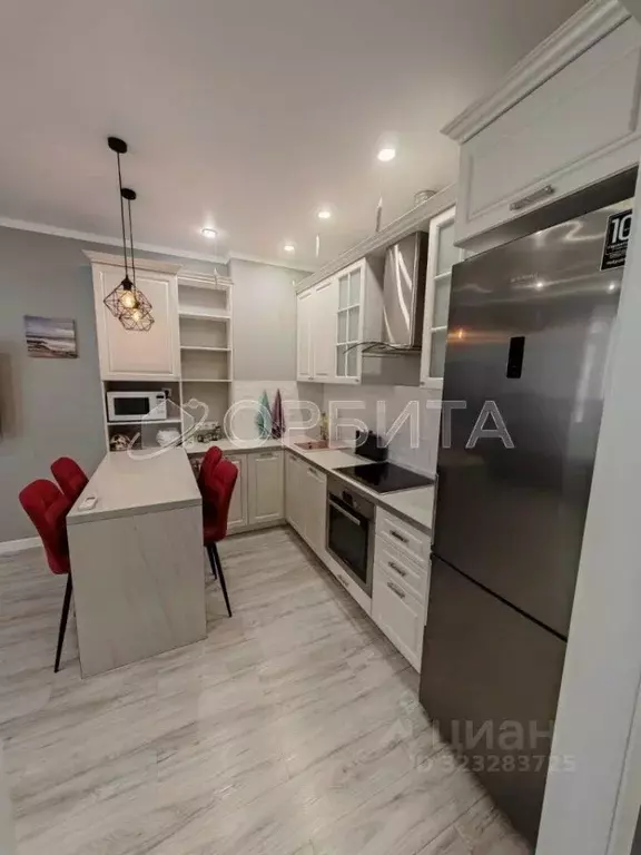 1-к кв. Тюменская область, Тюмень ул. Федюнинского, 30к1 (42.6 м) - Фото 1