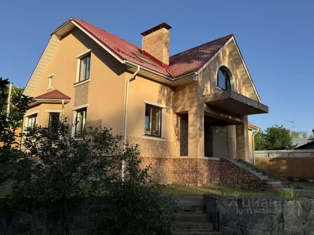 Дом в Московская область, Красногорск городской округ, с. ... - Фото 1