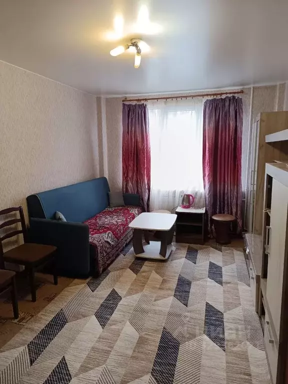 Комната Санкт-Петербург Стрельбищенская ул., 10 (18.0 м) - Фото 1