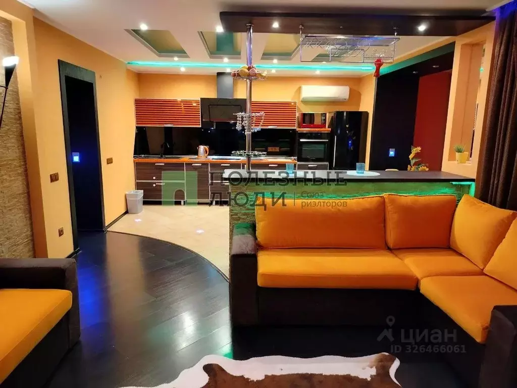 3-к кв. Астраханская область, Астрахань пл. Джона Рида, 7к1 (108.0 м) - Фото 1