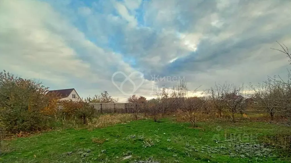 Участок в Волгоградская область, Волжский Заканалье СНТ, ул. 7-я (15.8 ... - Фото 1