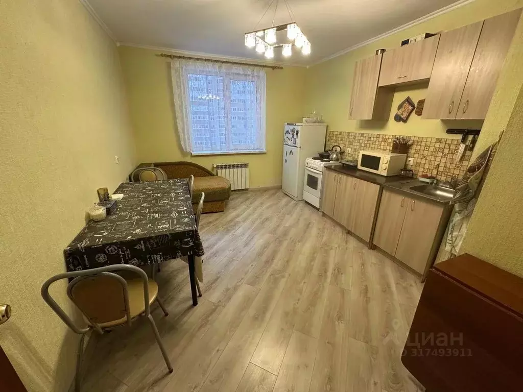2-к кв. Татарстан, Казань ул. Айрата Арсланова, 8 (62.0 м) - Фото 0