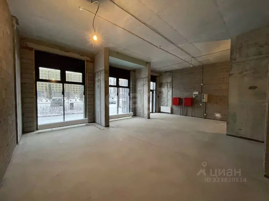 Помещение свободного назначения в Тюменская область, Тюмень ул. Андрея ... - Фото 1