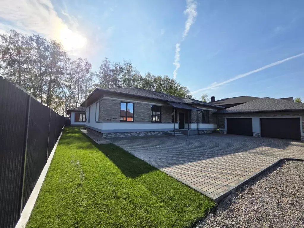 Дом в Пензенская область, Пензенский район, Мичуринский сельсовет, ... - Фото 1