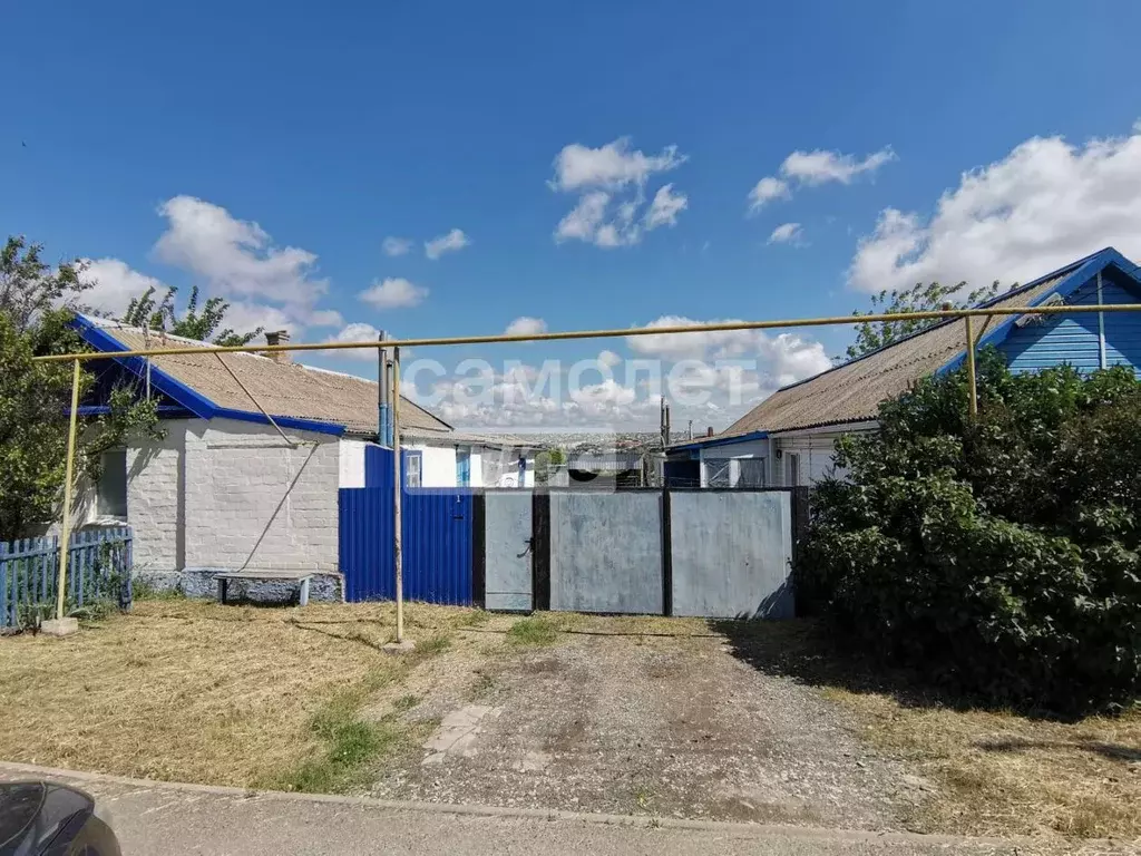 Дом в Калмыкия, Элиста Кирбазарная ул. (66 м) - Фото 0