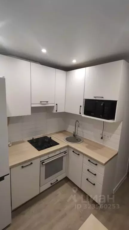 2-к кв. Мурманская область, Мурманск просп. Ленина, 20 (44.2 м) - Фото 1