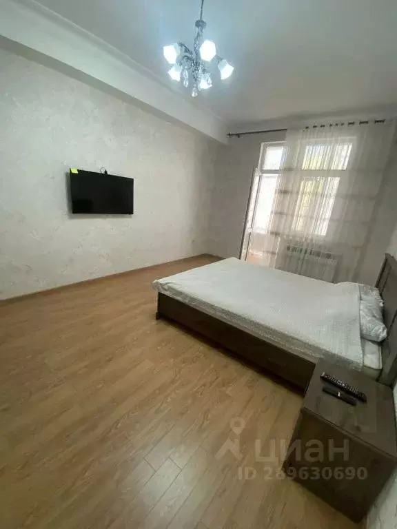 2-к кв. Дагестан, Каспийск просп. Акулиничева, 2 (65.0 м) - Фото 0