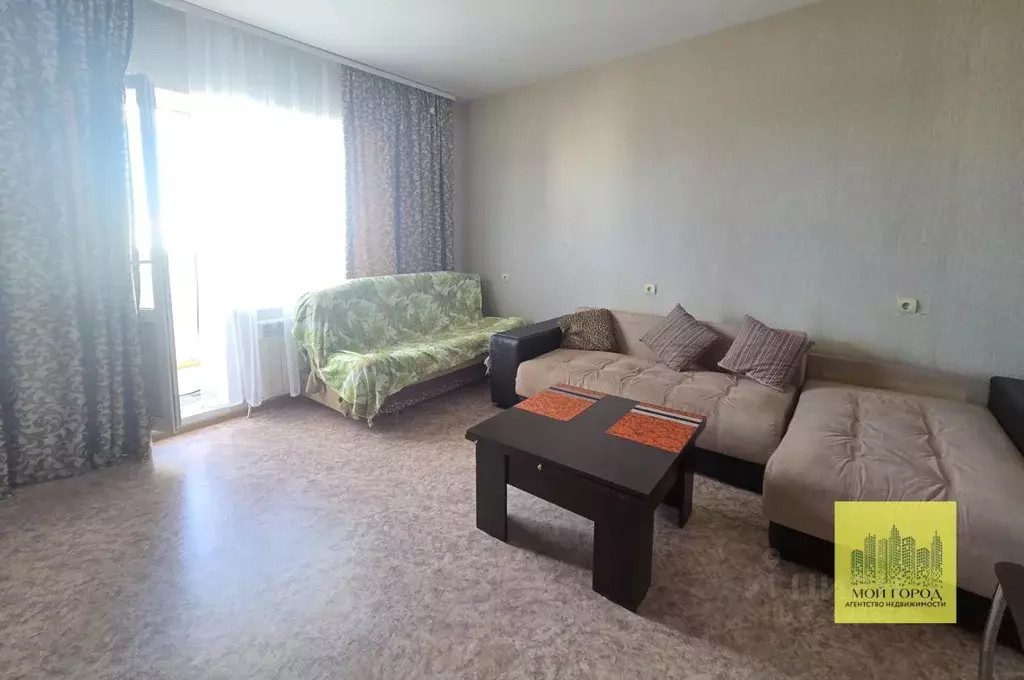 2-к кв. Ханты-Мансийский АО, Пыть-Ях 6-й Пионерный мкр, 9 (56.4 м) - Фото 1