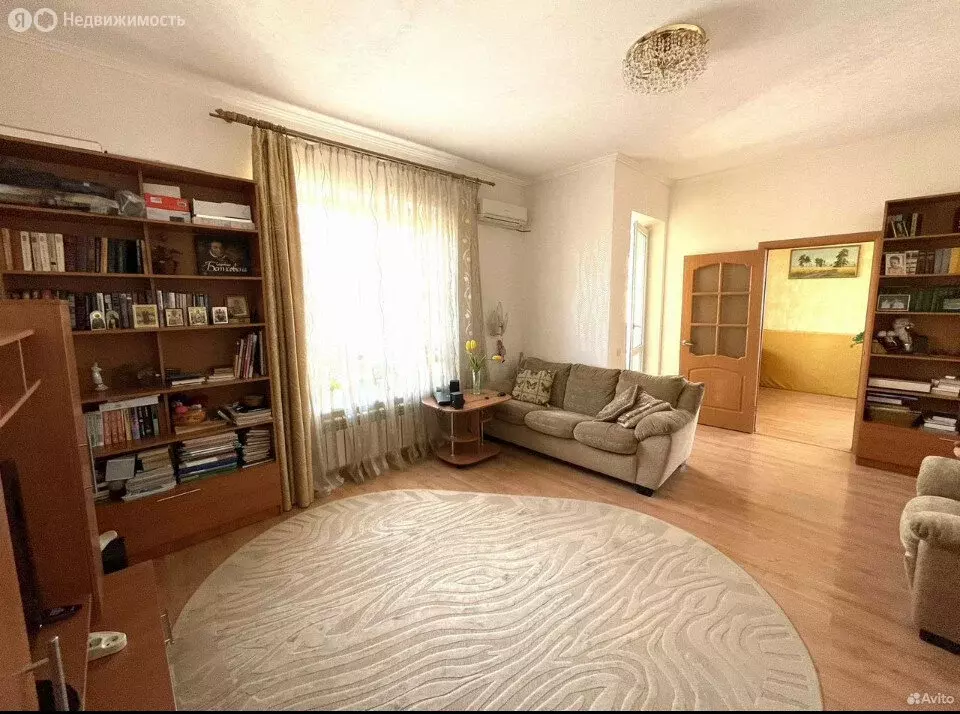 1-комнатная квартира: Аксай, улица Платова, 38Г (46 м) - Фото 0