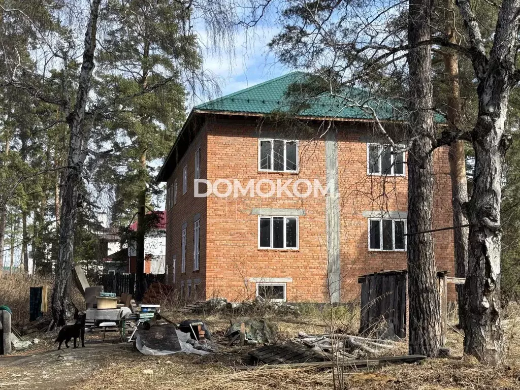 Дом в Свердловская область, Екатеринбург пер. Кадровый, 3А (516 м) - Фото 0