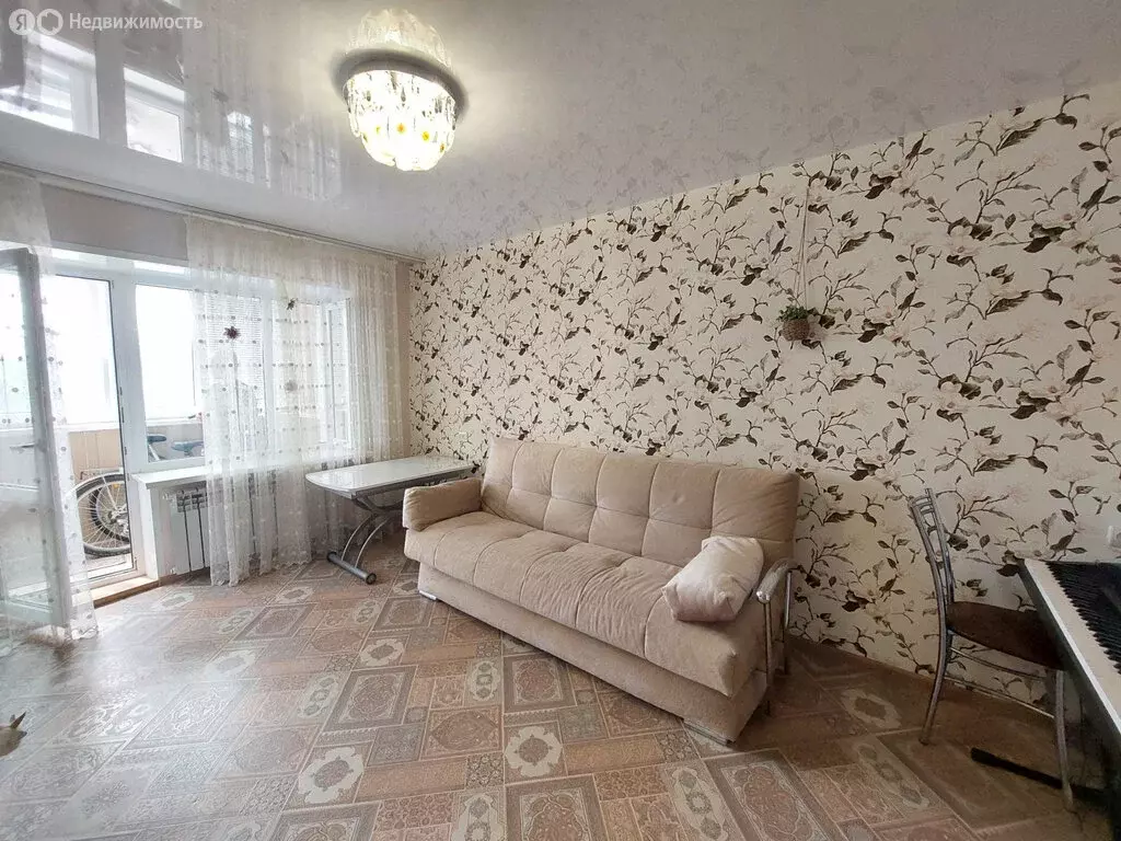 3-комнатная квартира: Волжский, улица Химиков, 18 (59.3 м) - Фото 1