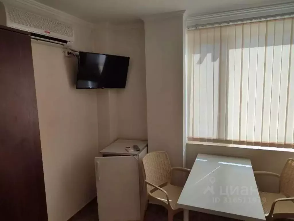 Комната Крым, Судак ул. Майора Хвостова, 16 - Фото 1