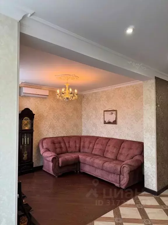 1-к кв. Астраханская область, Астрахань ул. Латышева, 3Ек1 (50.0 м) - Фото 1