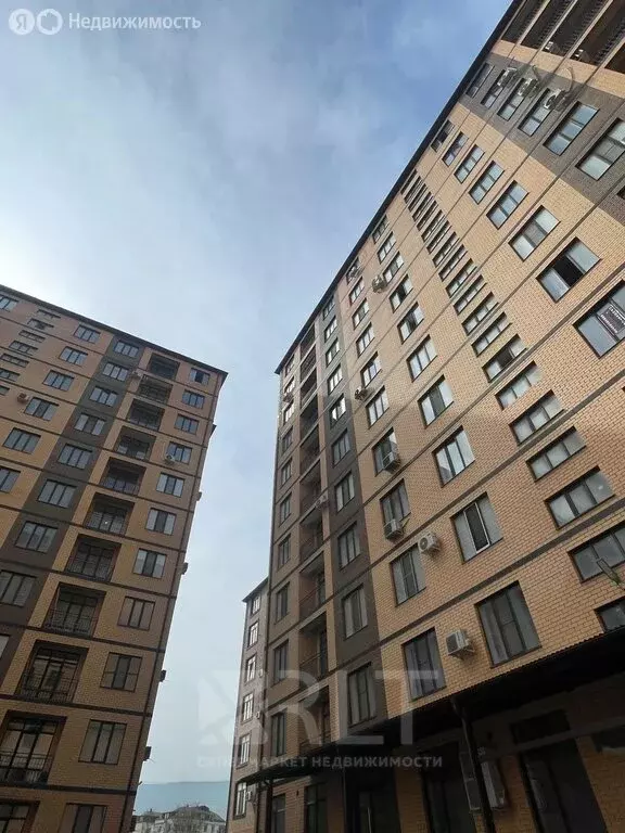 2-комнатная квартира: Махачкала, улица Лизы Чайкиной, 65 (80 м) - Фото 1