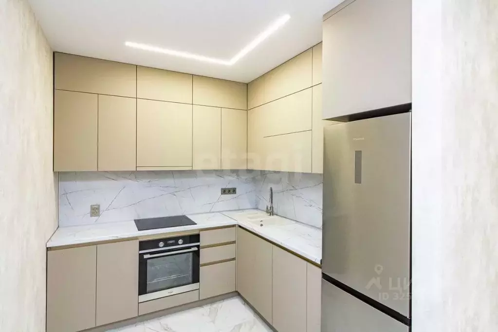 1-к кв. Тюменская область, Тюмень Новгородская ул., 20 (37.0 м) - Фото 1