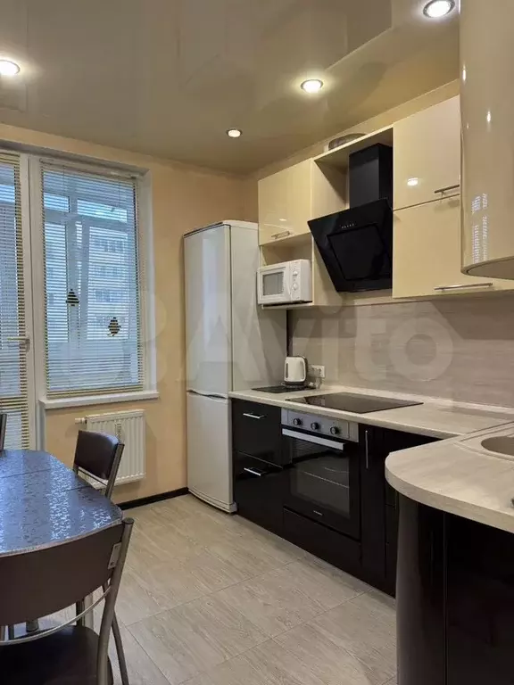 1-к. квартира, 40 м, 6/18 эт. - Фото 0