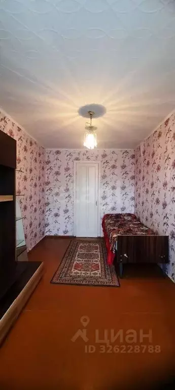 2-к кв. Оренбургская область, Новотроицк Советская ул., 45Б (41.0 м) - Фото 1