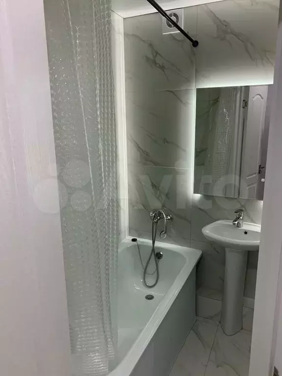 1-к. квартира, 31,6 м, 1/5 эт. - Фото 1
