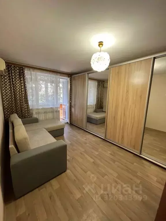 2-к кв. Севастополь ул. Ефремова, 18 (50.0 м) - Фото 0