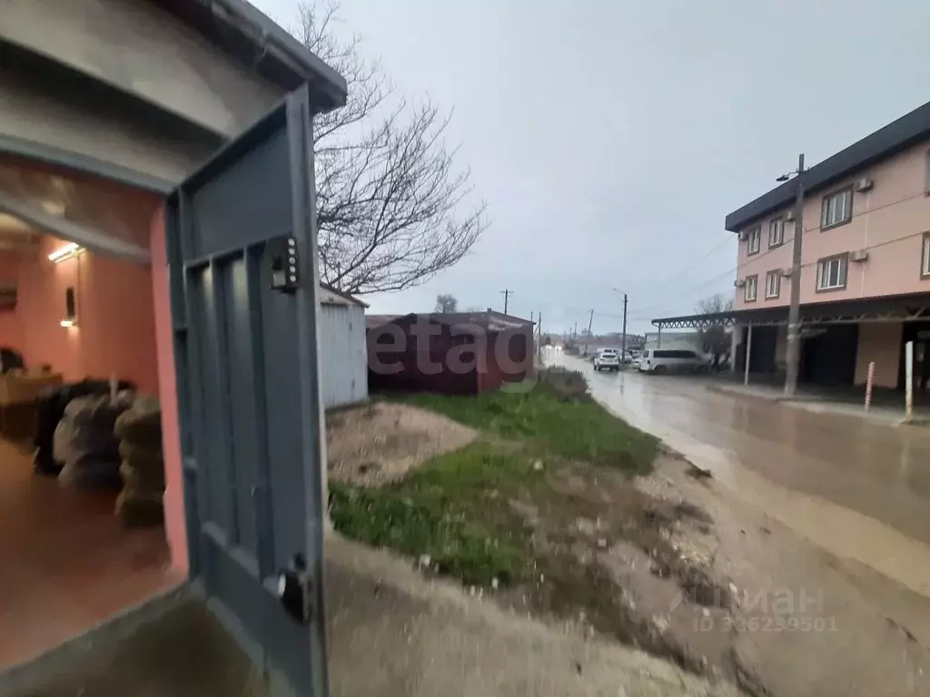 Гараж в Крым, Феодосия ул. Щебетовская, 60 (36 м) - Фото 1