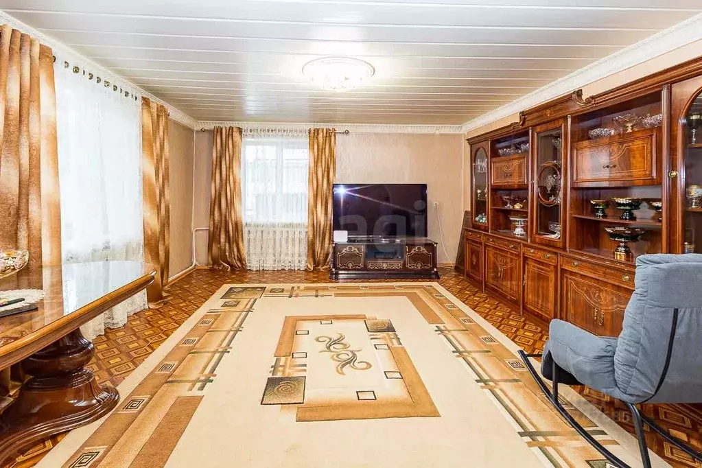 Дом в Амурская область, Благовещенск Полевой пер., 11 (257 м) - Фото 1