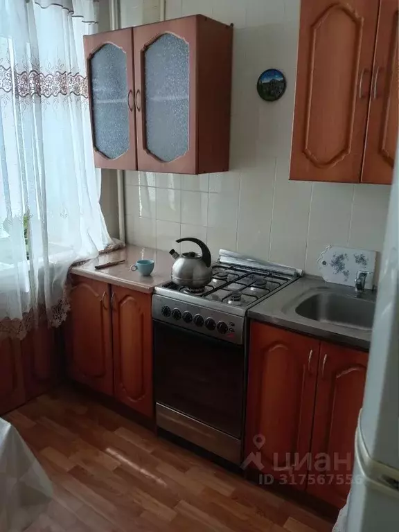 1-к кв. Саратовская область, Саратов ул. Имени Челюскинцев, 40/46 ... - Фото 0