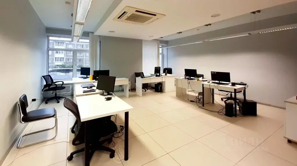 Офис в Свердловская область, Екатеринбург ул. Мамина-Сибиряка, 36 (105 ... - Фото 1